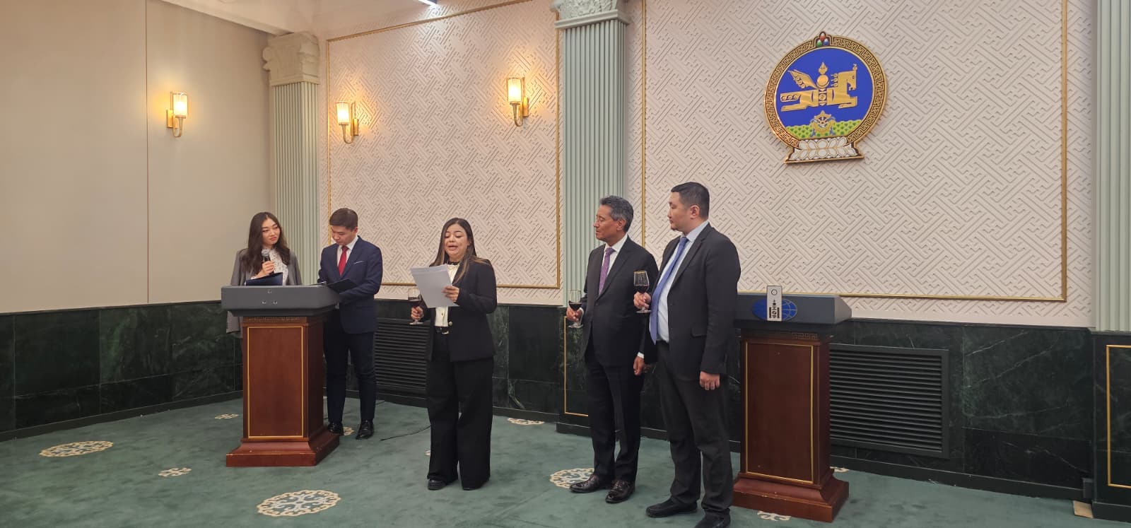 Colombia y Mongolia fortalecen sus lazos diplomáticos a través del español
